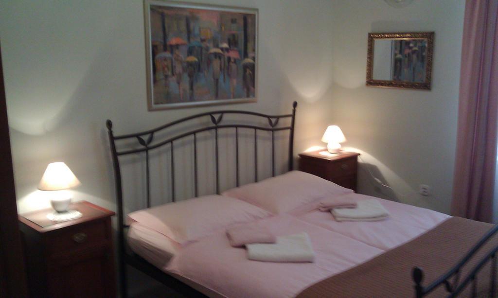 Adagio Theatre Apartment Split Zimmer foto