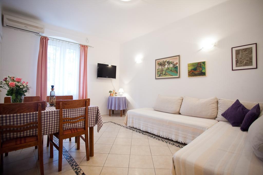Adagio Theatre Apartment Split Zimmer foto